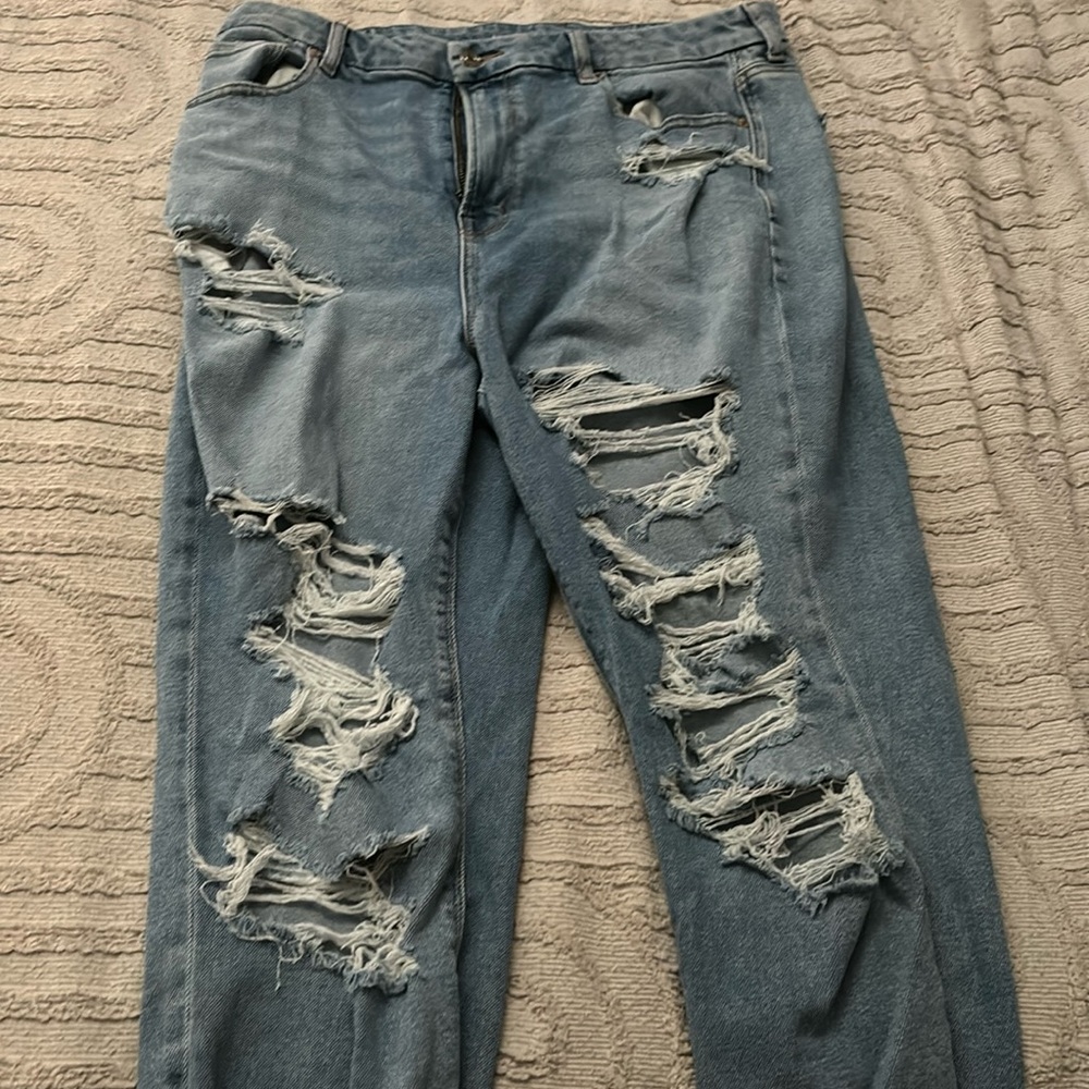 Ripped mom jeans